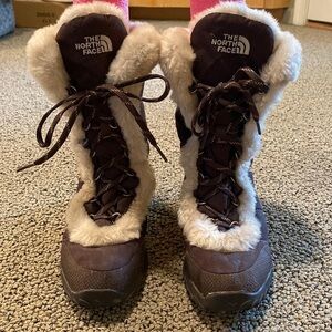 The North Face Brown Faux Fur Lined Boots Size 7 in Like New Condition